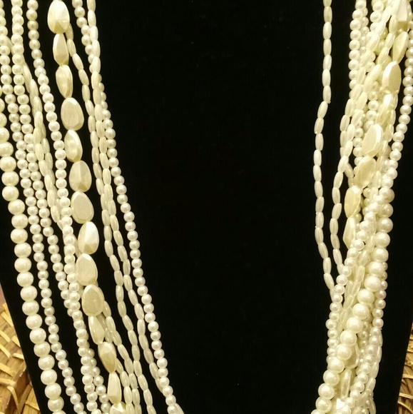 Necklaces - Picture 2 of 6